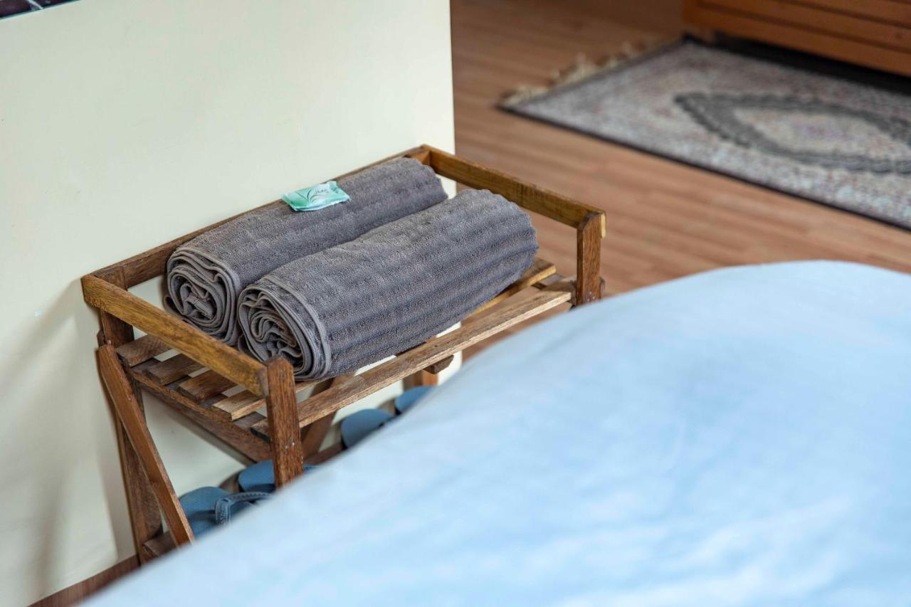 Norbu House Tabo Hotell Exteriör bild